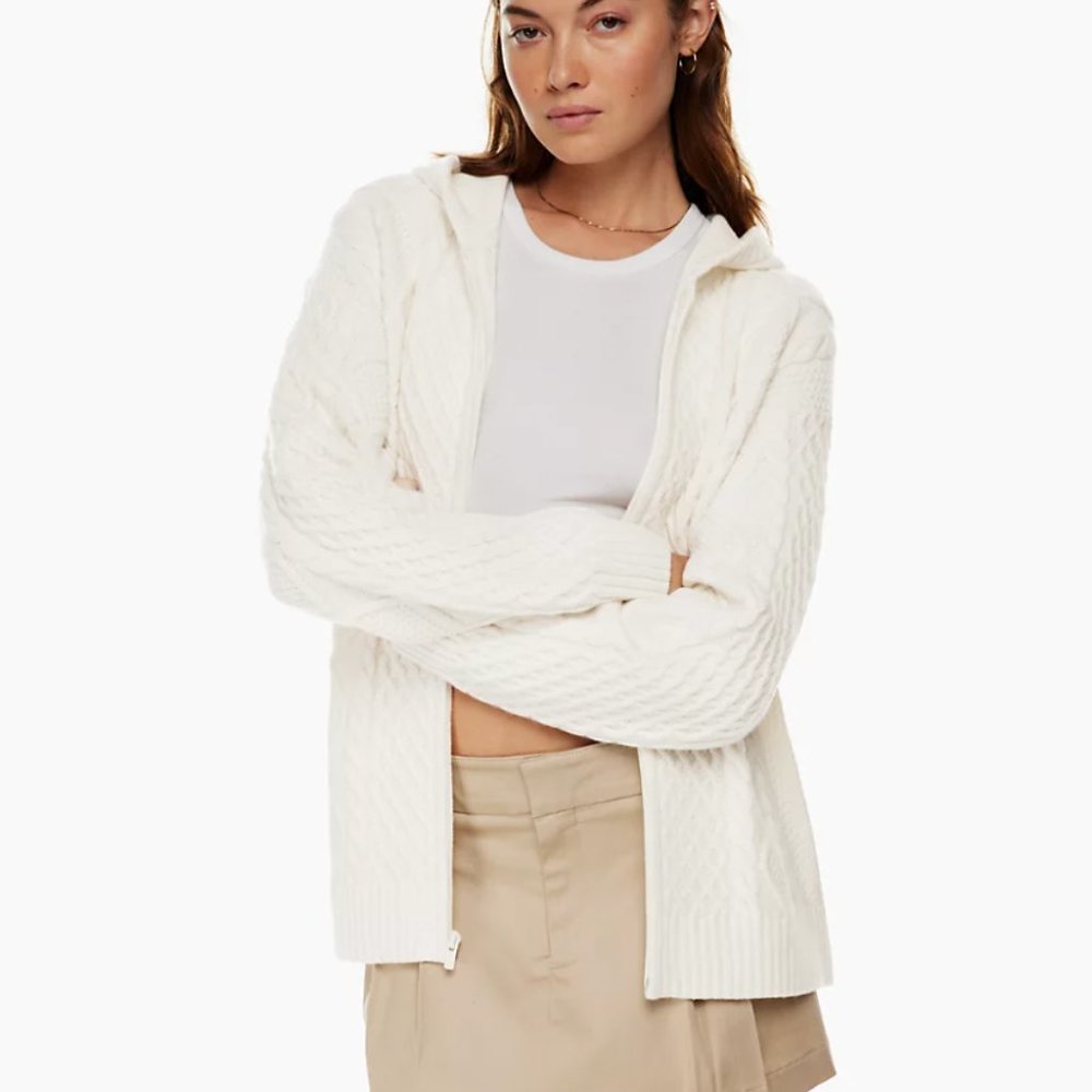 Aritzia Sunday Best Puffin Zip-Up Sweater S NWT Whisper White